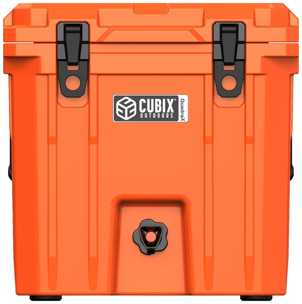 Cubix Outdoors QuadraX 20QT spout-leak-resistant demonstrates easy on-site pouring.