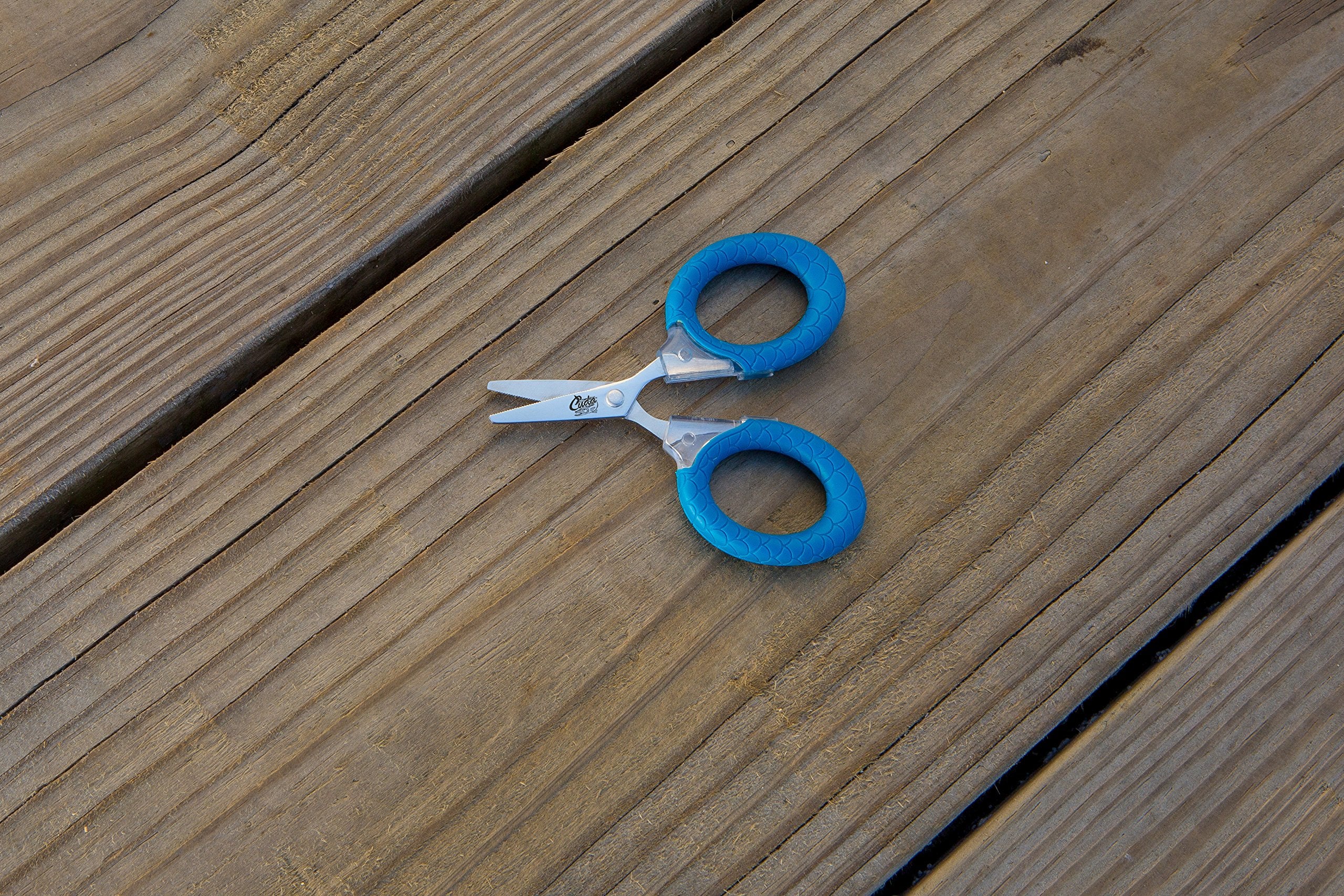 Stainless steel, corrosion-resistant construction of CUDA 3" Micro Scissors
