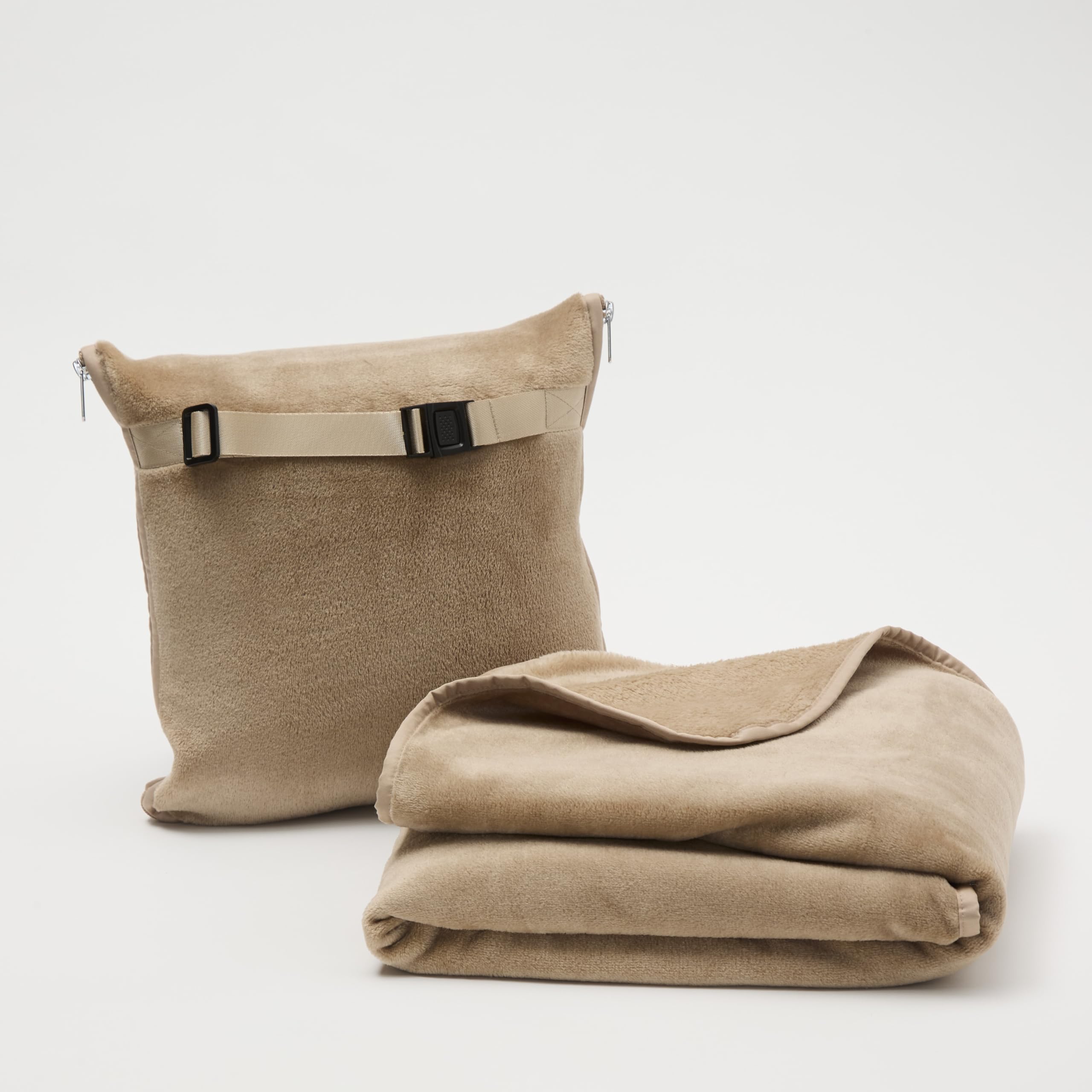 Cuddledown Plush Fleece Travel Blanket in Twig for cozy warmth on the go
