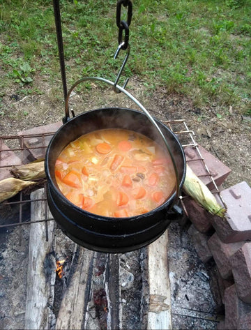 Cuisiland potjie ideal for soups, stews, and braising outdoors