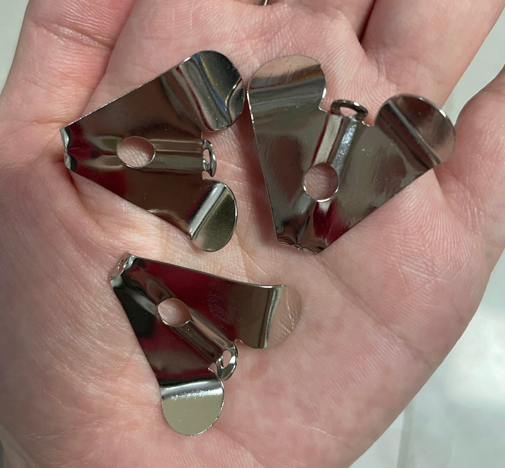 Cuoyuqie aluminium delta blades deliver a lively, fluttering action.