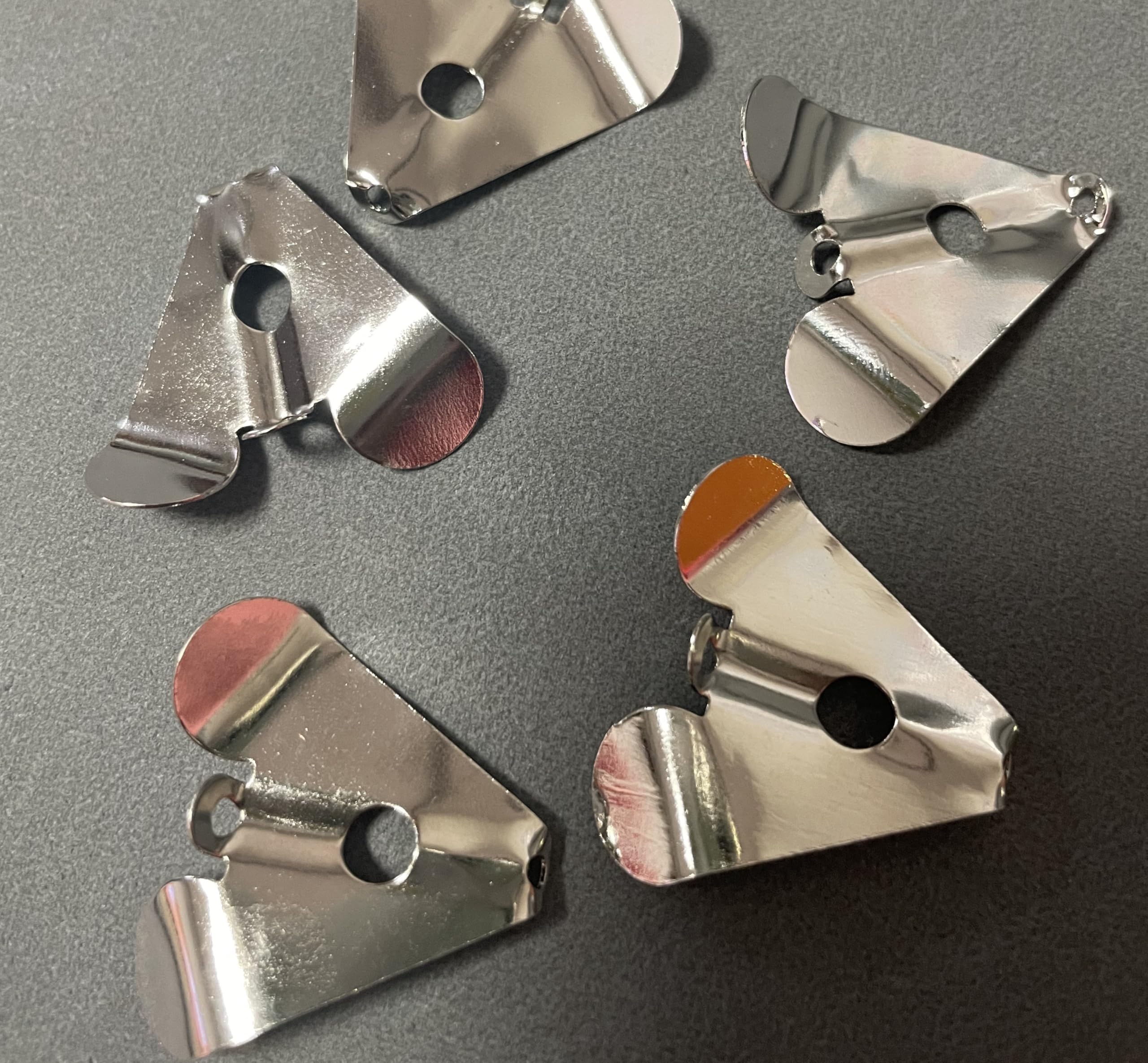 Cuoyuqie fishing blades help beginners craft appealing lures quickly.