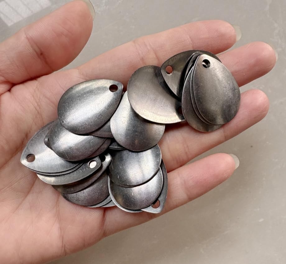Cuoyuqie blades close-up shows compatibility with trout, bass, and walleye setups.