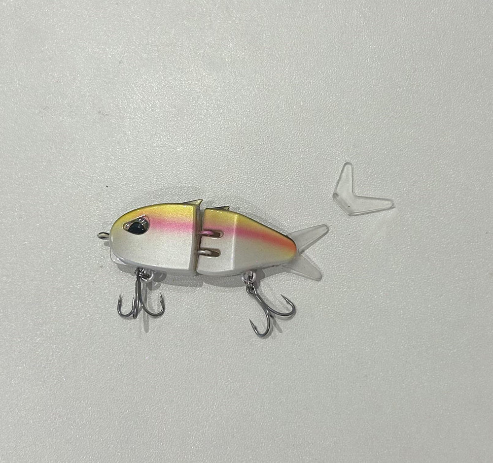 Cuoyuqie durable ABS body withstands repeated casts.