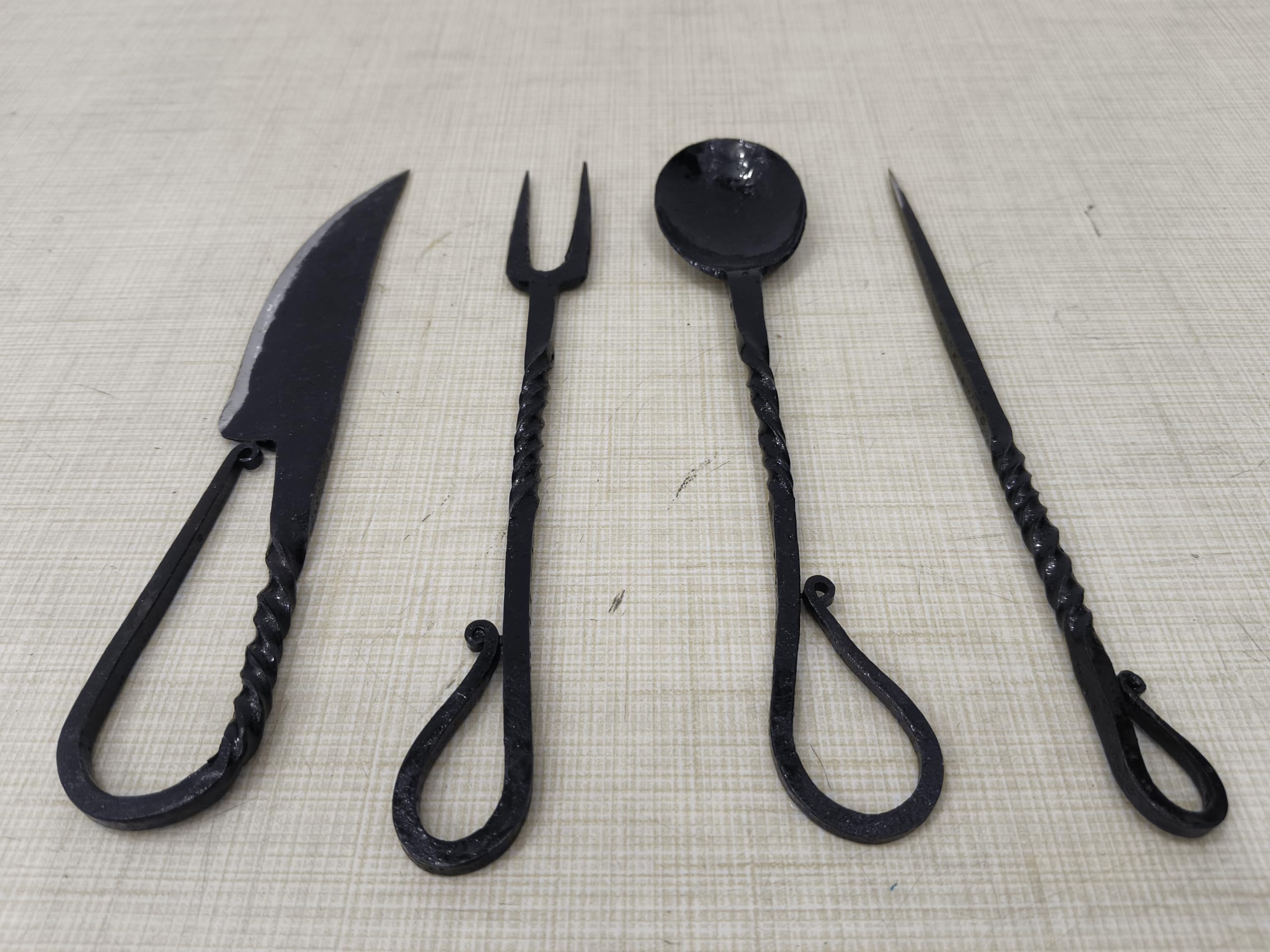 Cutlery Set Food stick ready for medieval-inspired dining on camping trips.