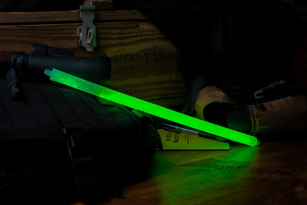 USA made Cyalume Chemlight green emergency light rugged design