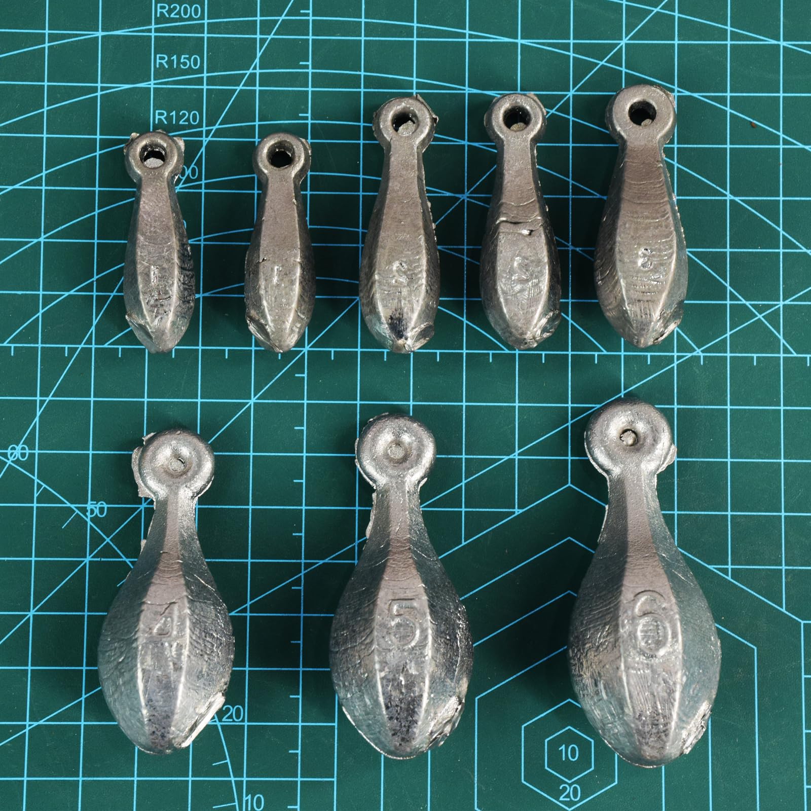 Front view of Cyiwniao Sinker Mold