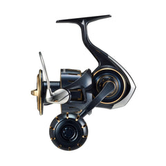Daiwa 6000-P monocoque body emphasizes rigidity and steady retrieves under tough conditions.