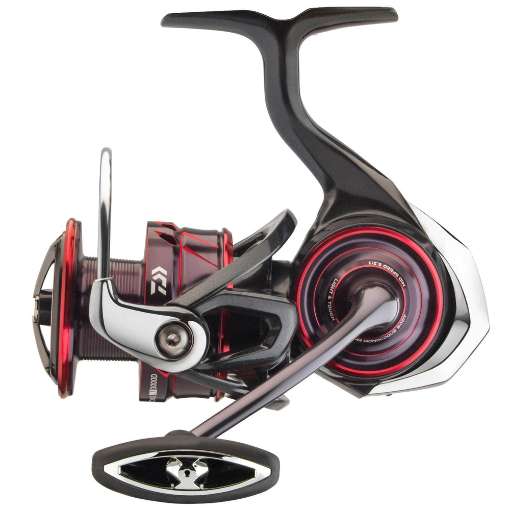 Daiwa Ballistic MQ LT 2500D front brake reel for smooth, precise casting