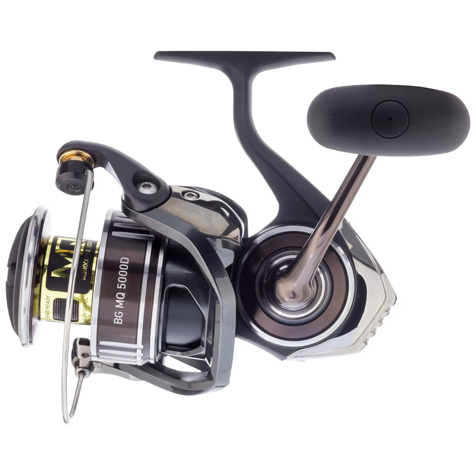 Daiwa BG MQ14000 reel close-up shows durable material and smooth line management.