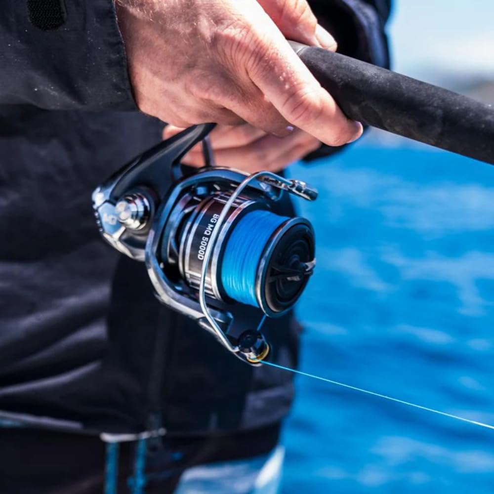 Daiwa BG MQ 4000 front-drag reel handle close-up for comfortable grip.