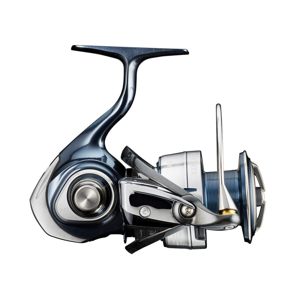 Daiwa Celtate SW 5000-H spool close-up showing precision winding.