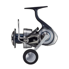 Daiwa Celtate SW 6000-H front view highlights rugged shore and offshore performance.