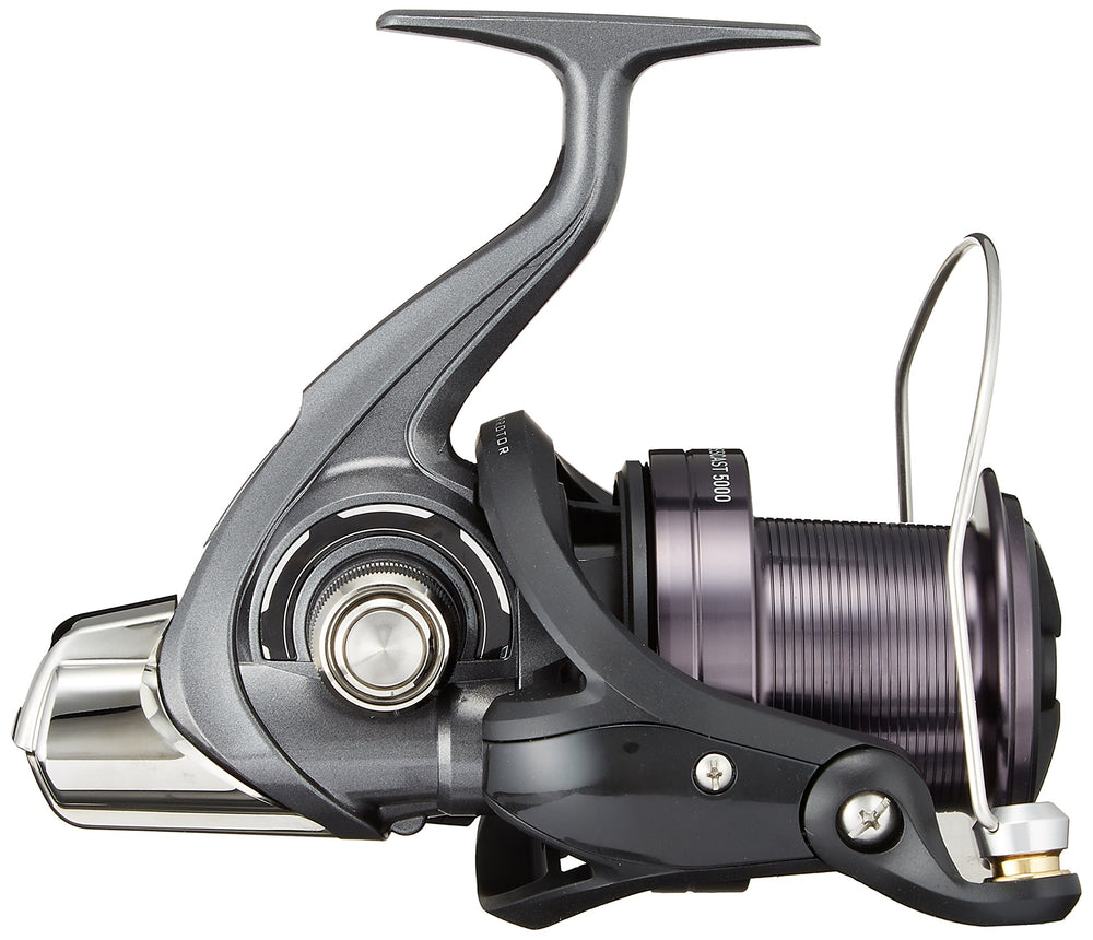 Daiwa Crosscast 5000 reel side profile showing Air Rotor efficiency.