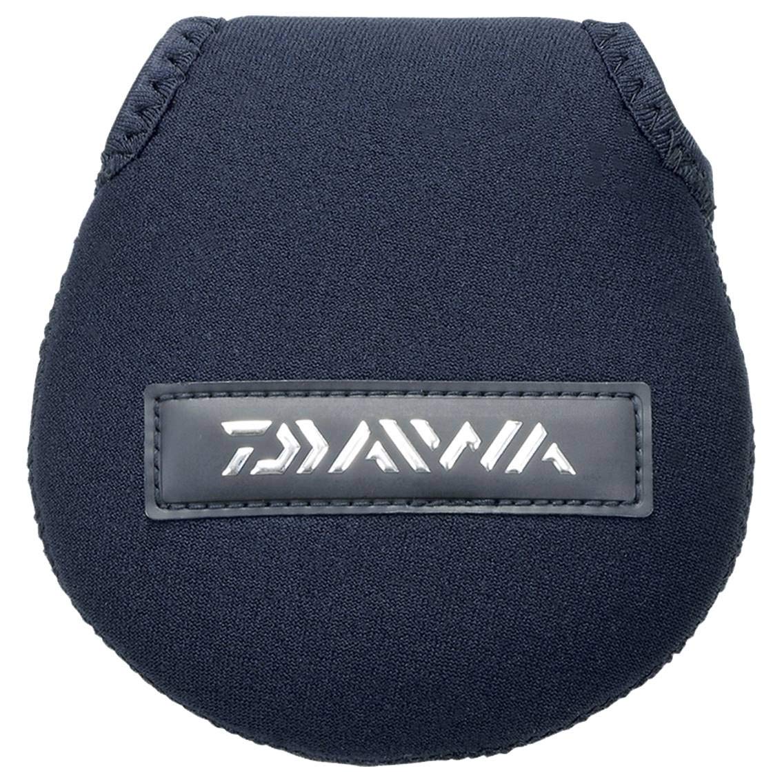 Daiwa CV-L Neo Reel Cover front view protecting a two-axis reel