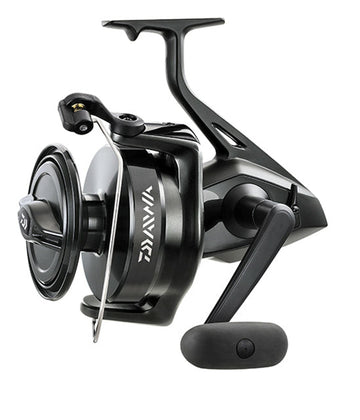 Daiwa DF18000 saltwater spin reel side view for steady retrieves