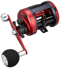 Daiwa Dynaster 300 reel front view with sturdy frame for smooth winding