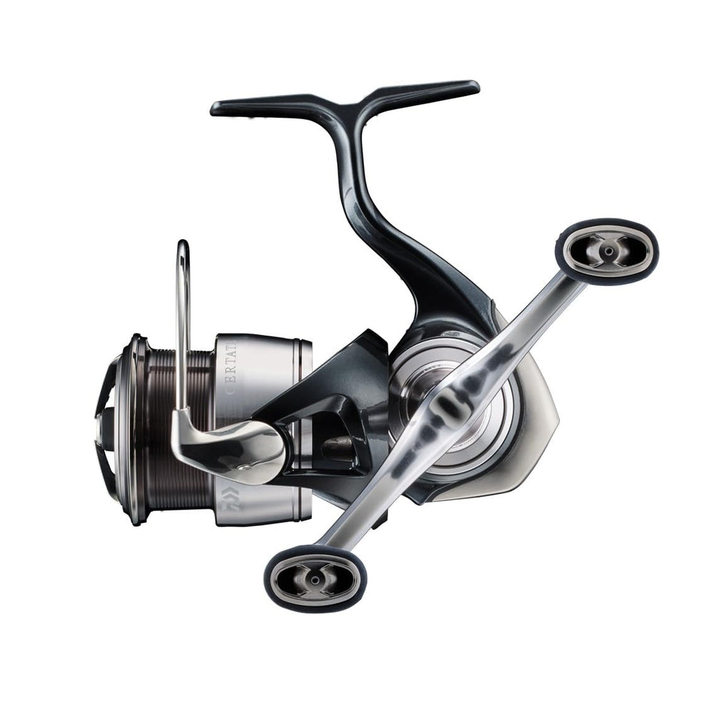 Daiwa FCLT2500S-DH front view shows balanced, lightweight aluminum body