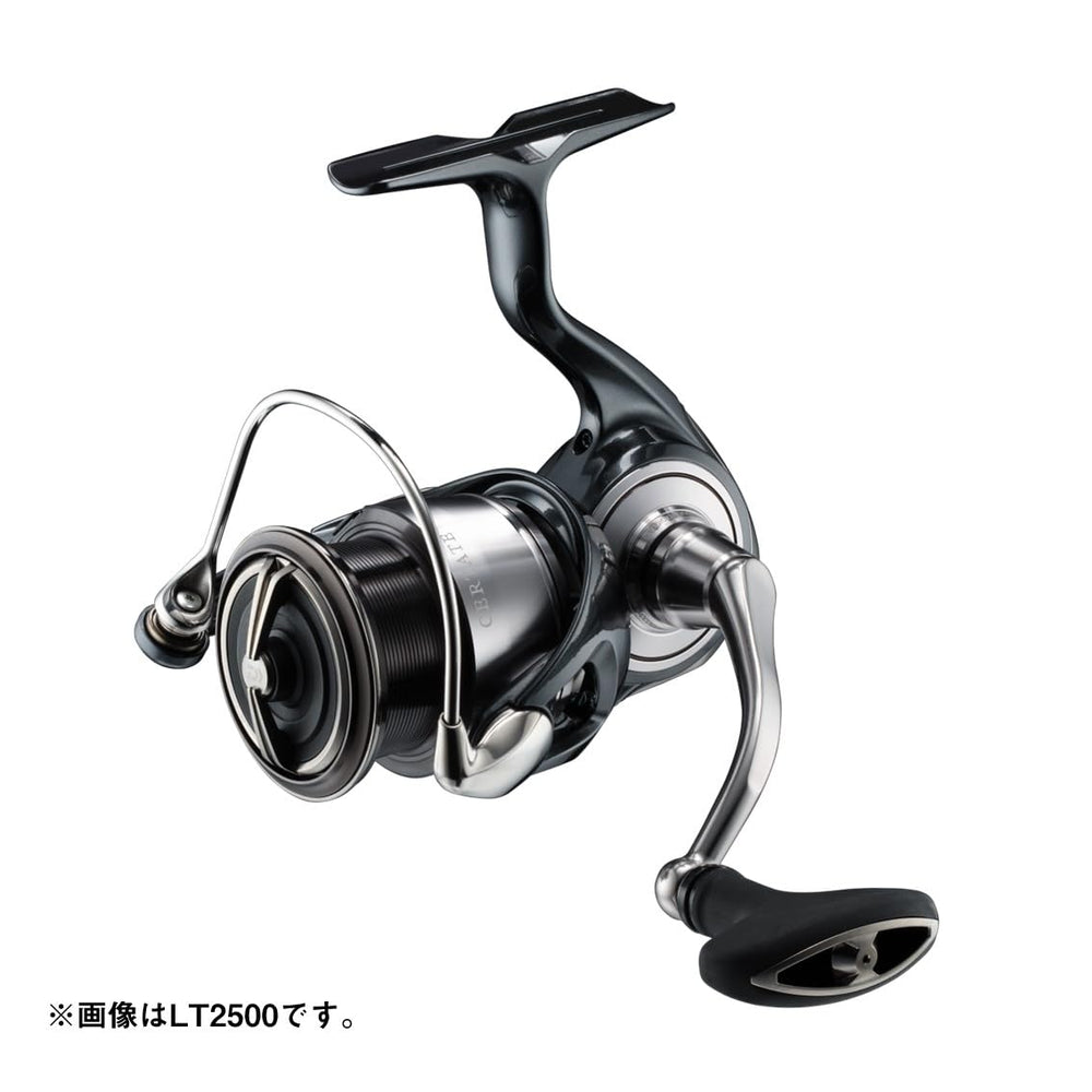 Daiwa FCLT2500S-XH side view highlights balanced design for easy long casts