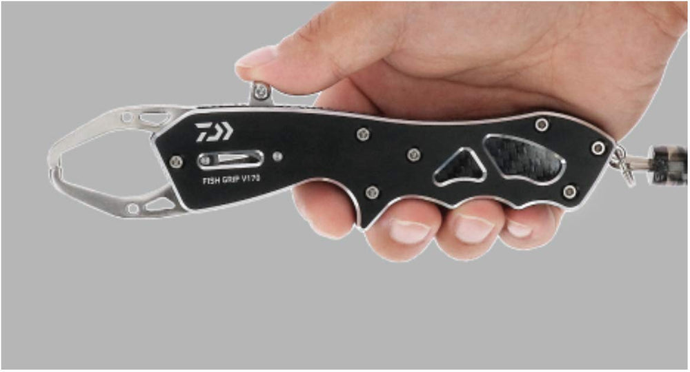 Daiwa Fish Grip V 170 Black trigger-action reveals quick one-handed control.