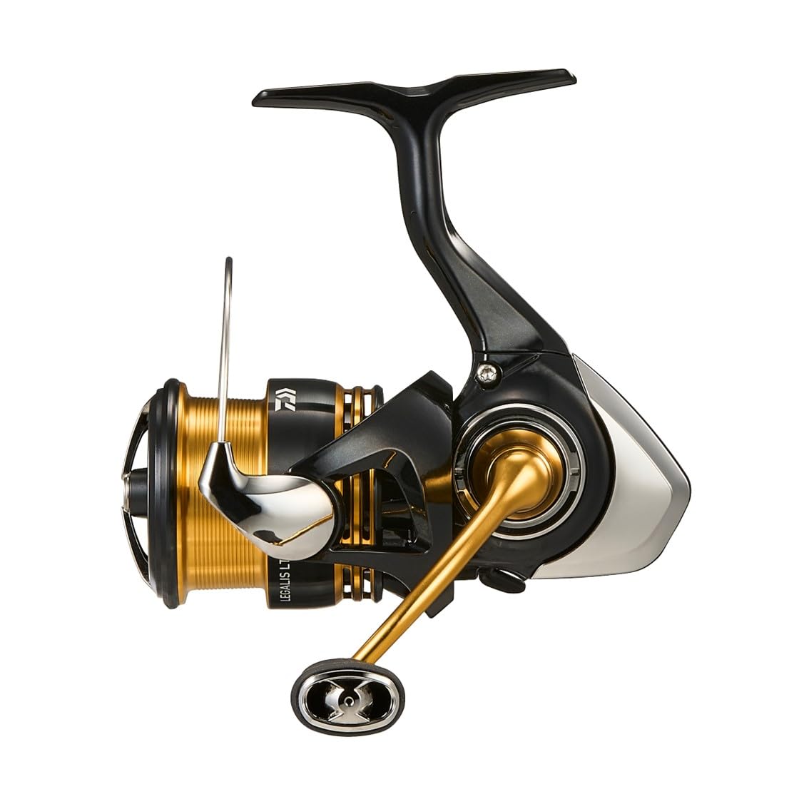 Daiwa LT2500S-XH gear-ratio closeup highlights fast retrieves.