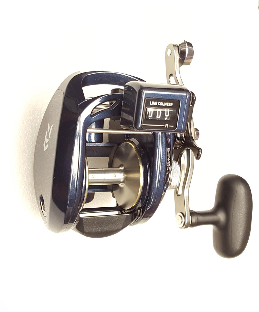 Daiwa Lexa-LC400PWR-P power handle promotes smoother retrieves and control