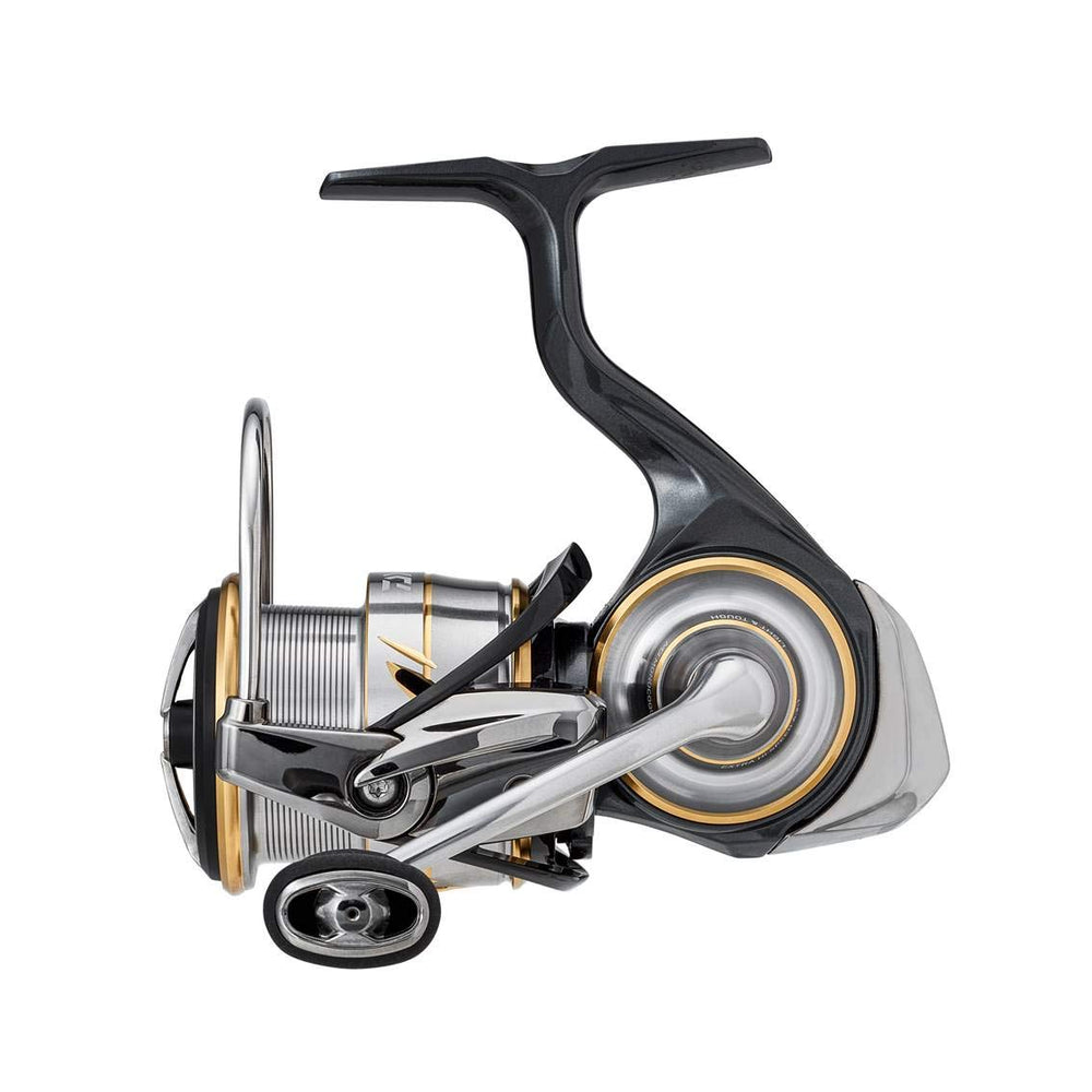 Daiwa LT2500-XH compact design suitable for all-day casting