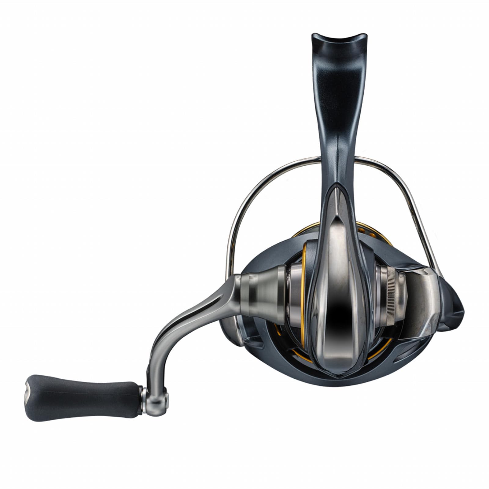 Daiwa LT2500S 23AIRITY drag system delivers strong stopping power for light tackle.