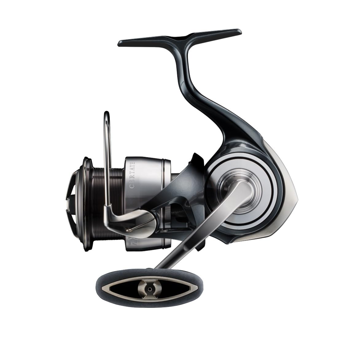Daiwa LT3000-XH front view for balanced all-day casting