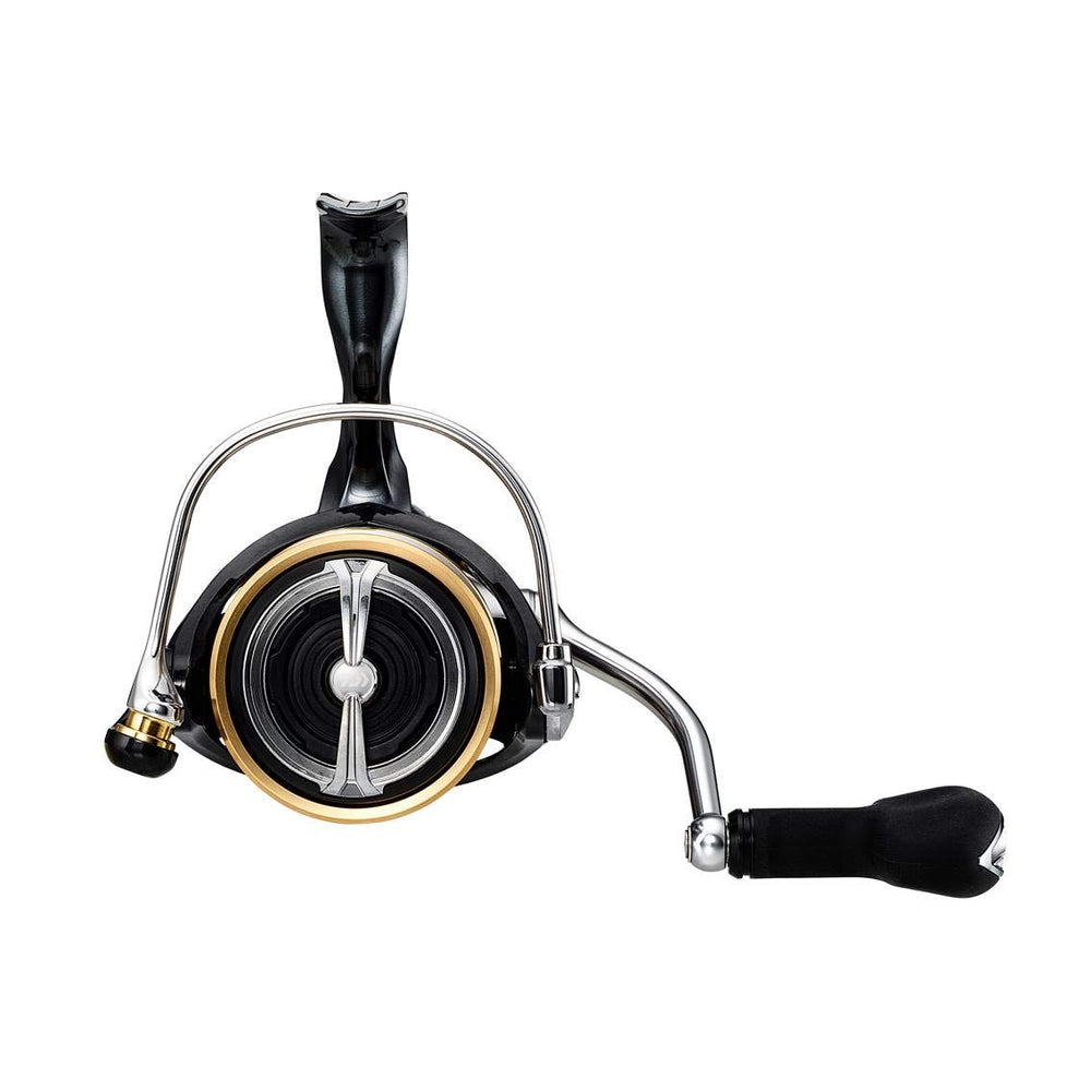 Daiwa LT3000-XH zaion monocock body boosts lightness and strength.