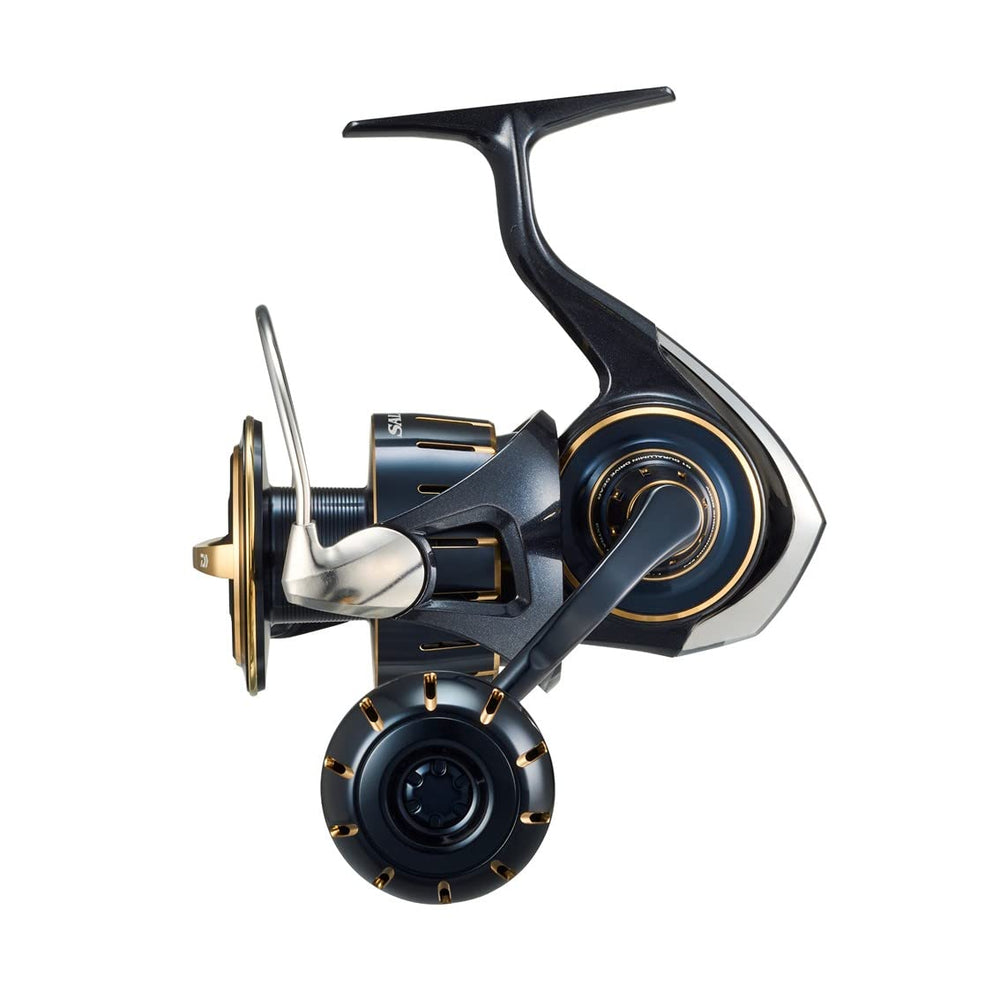 Daiwa Saltiga 6000-XH drag system close-up for smooth line control.