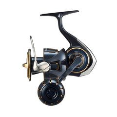Daiwa Saltiga 6000-XH drag system close-up for smooth line control.