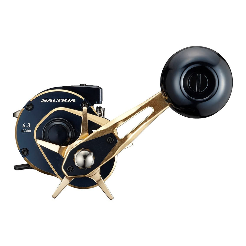 Daiwa Saltiga IC 300 43 mm spool diameter for efficient line winding.