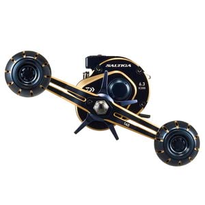 Daiwa Saltiga IC 300L-DH gearing closeup emphasizing reliable winding