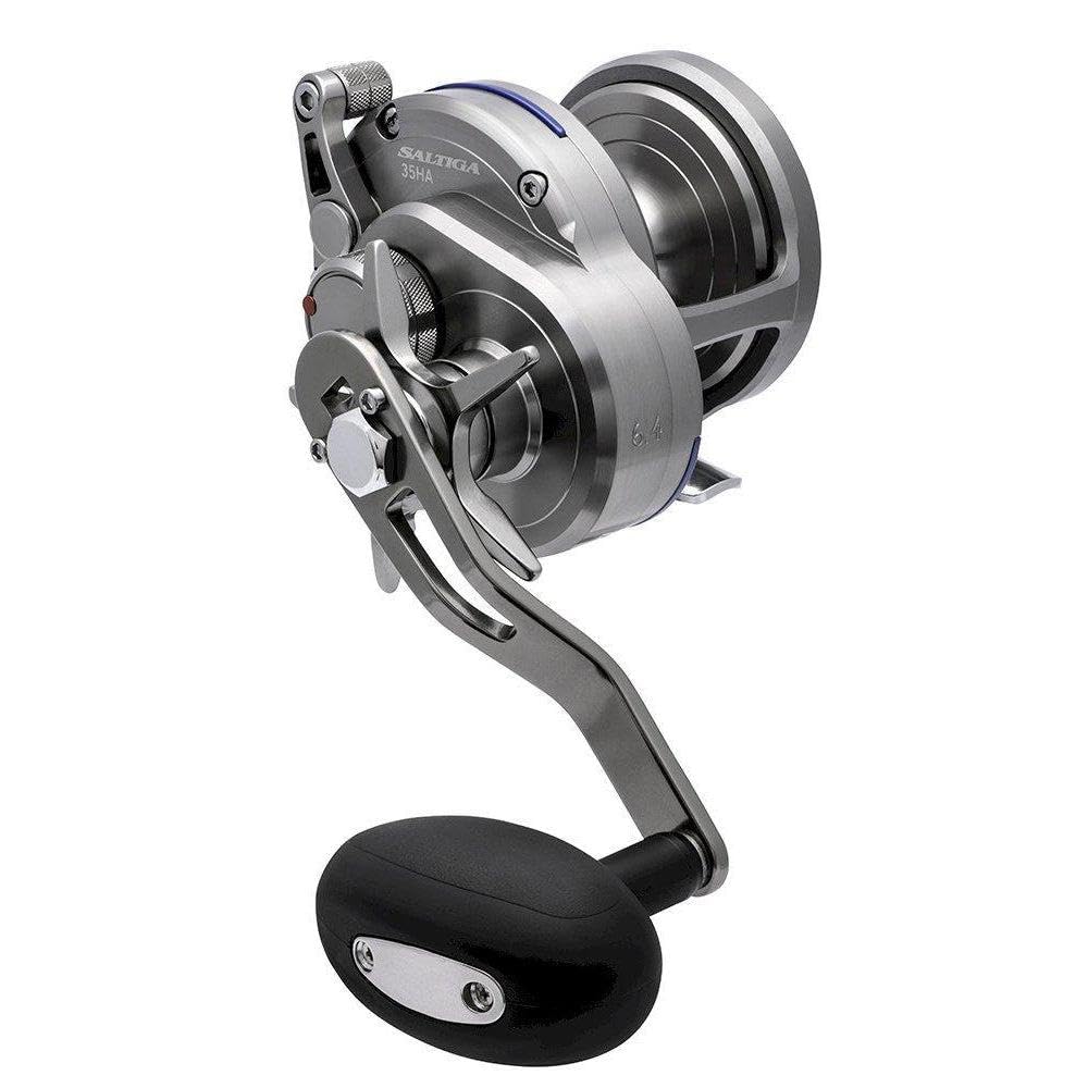 Daiwa Saltiga SASD50HA reel handle close-up shows precise Star Drag.
