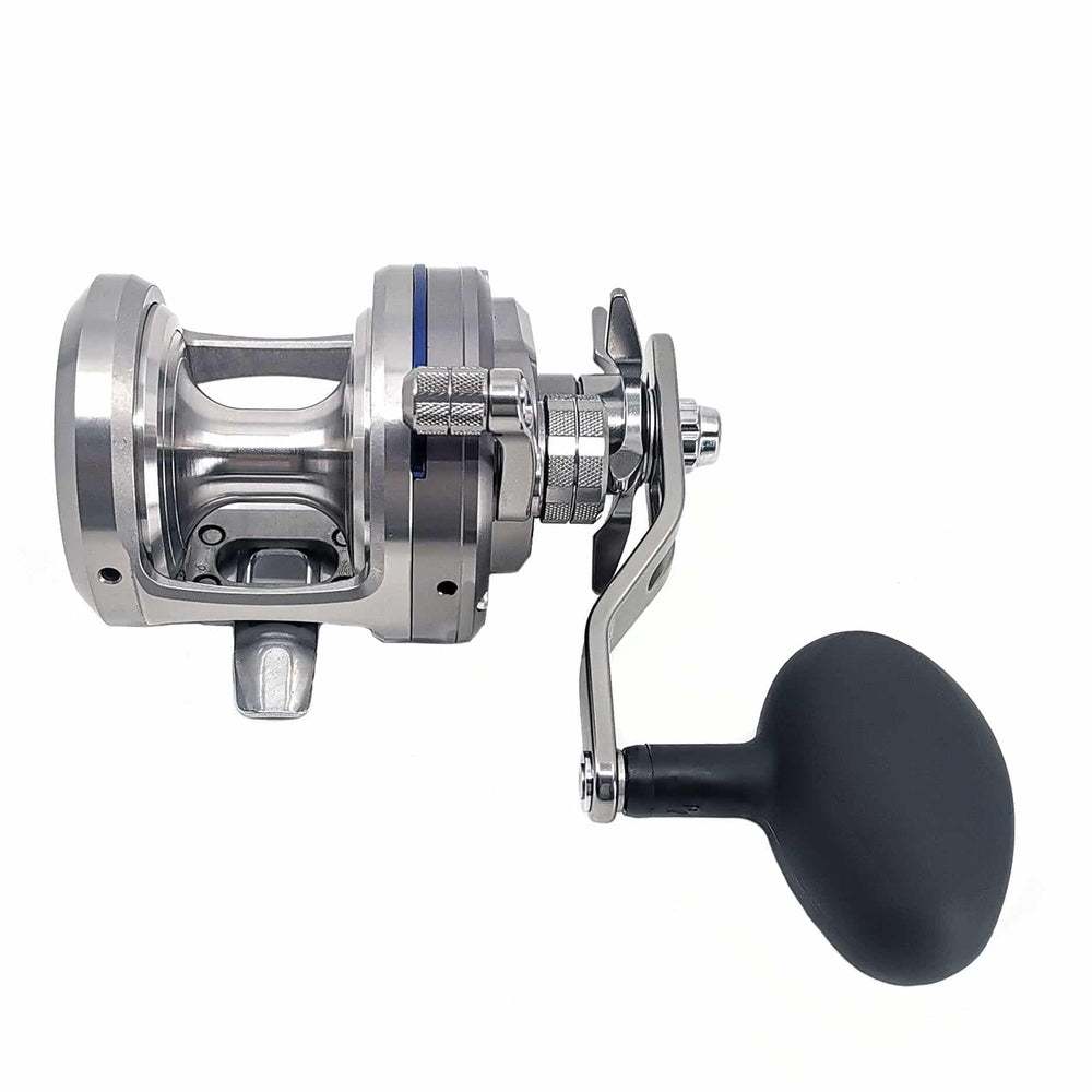 Daiwa Saltiga SASD50HA reel spool detail demonstrates high capacity and control.