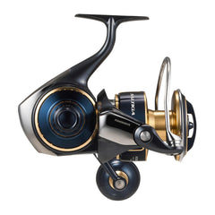 Daiwa Saltiga side profile highlights reinforced MQ body for strength under pressure.