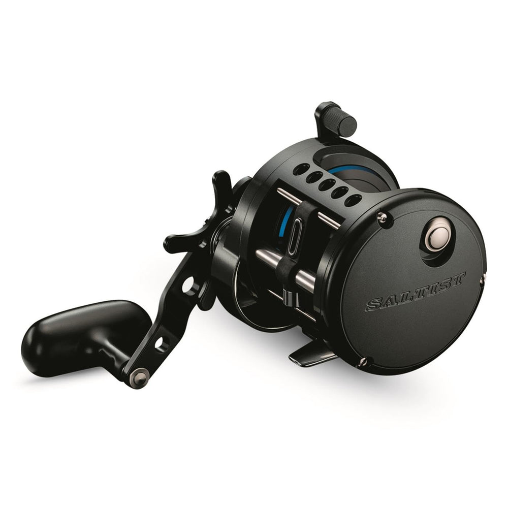 Daiwa Saltist LW Hi Speed 4 CRBB reel side view, showing ergonomic handle and premium bearings