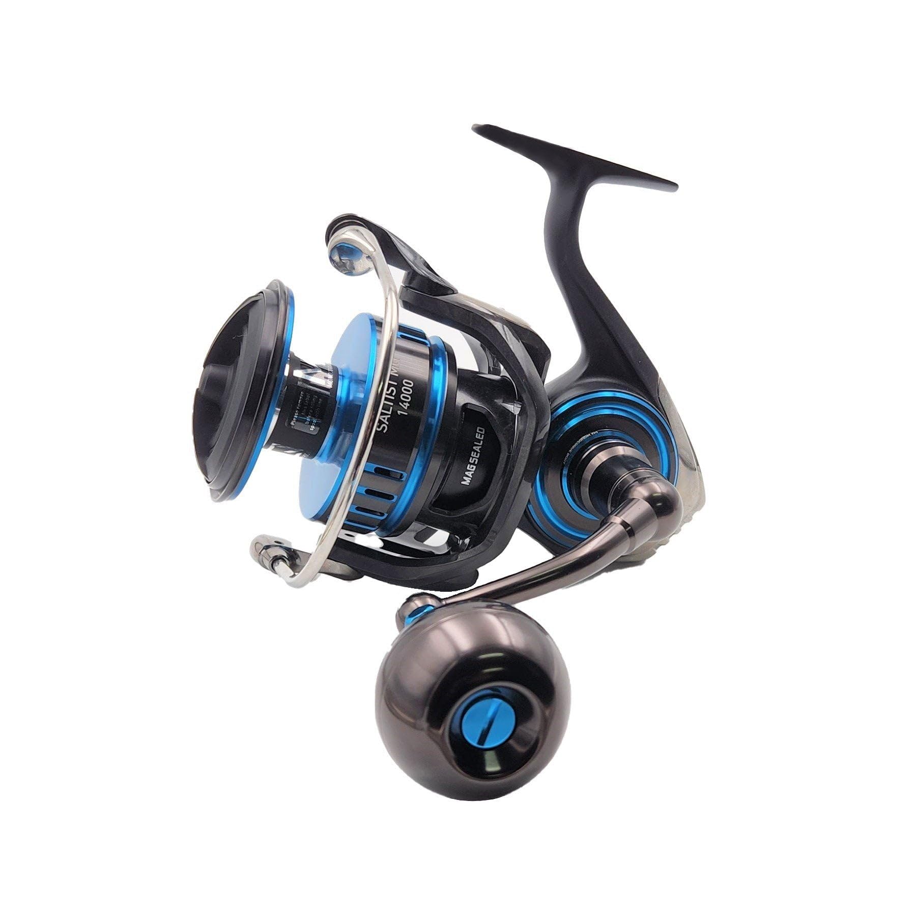 Daiwa SALTIST MQ18000 gear mechanism reveals robust gearing for reliable retrieves.