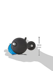 Daiwa SALTIST40H being used on a fishing rod in water