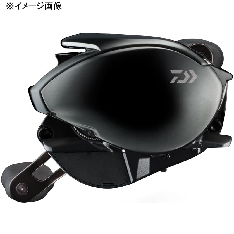 Daiwa Steez SV TW Bath reel dial and handle reveal ergonomic control.