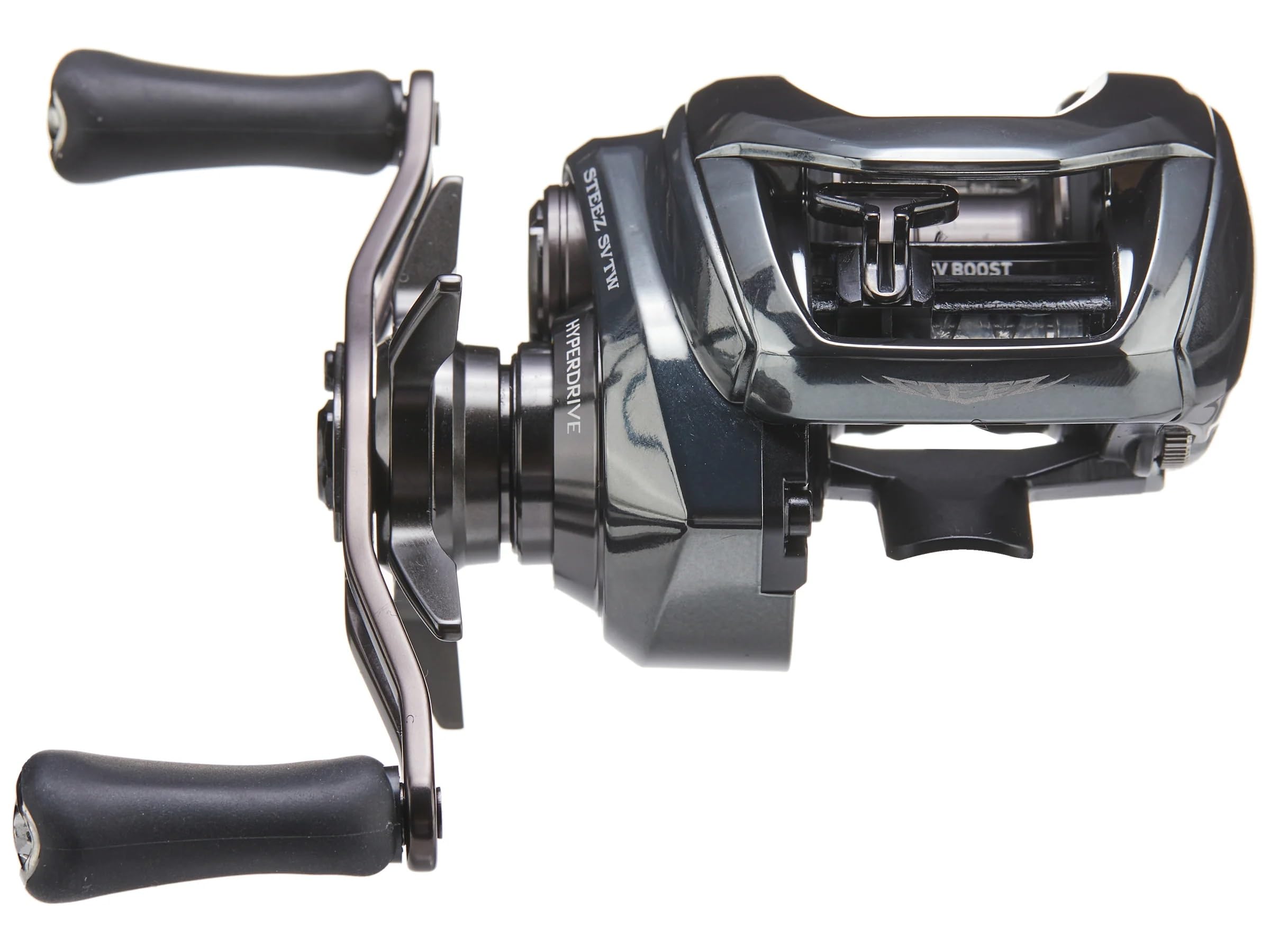 Daiwa Steez SV TWS right-hand reel handle close-up showing smooth grip and precise control.