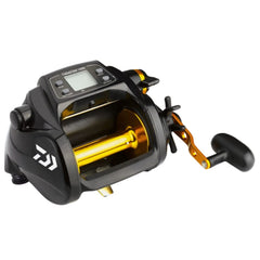 Daiwa TANACOM 750 E reel front view, showing robust power and smooth line handling.