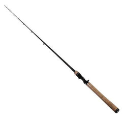 Daiwa Tatula shallow crank rod with premium cork for precise casts during shallow crankbait fishing