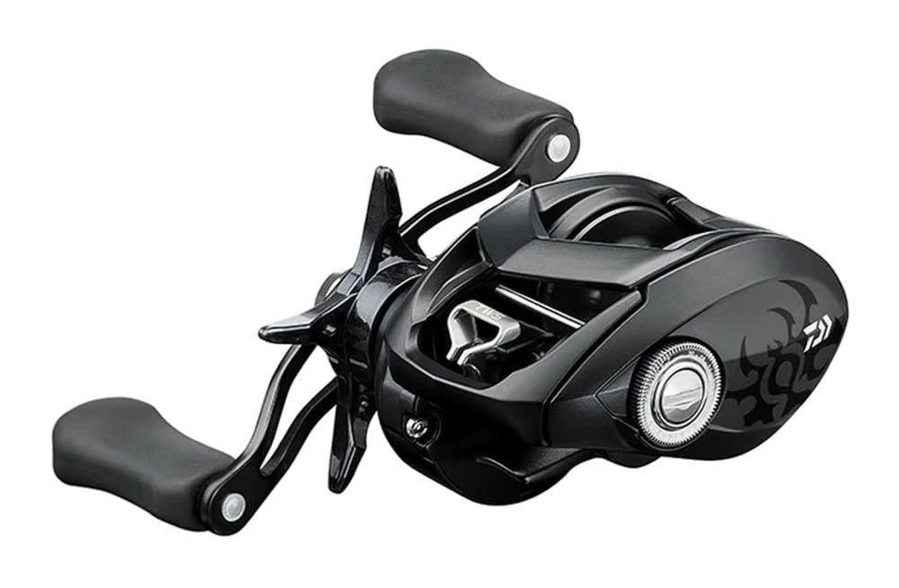 Daiwa TATULA TW80 handle detail for precise control.