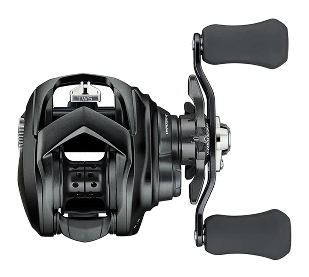 Daiwa TATULA TW80 in action illustrates reliable baitcasting.