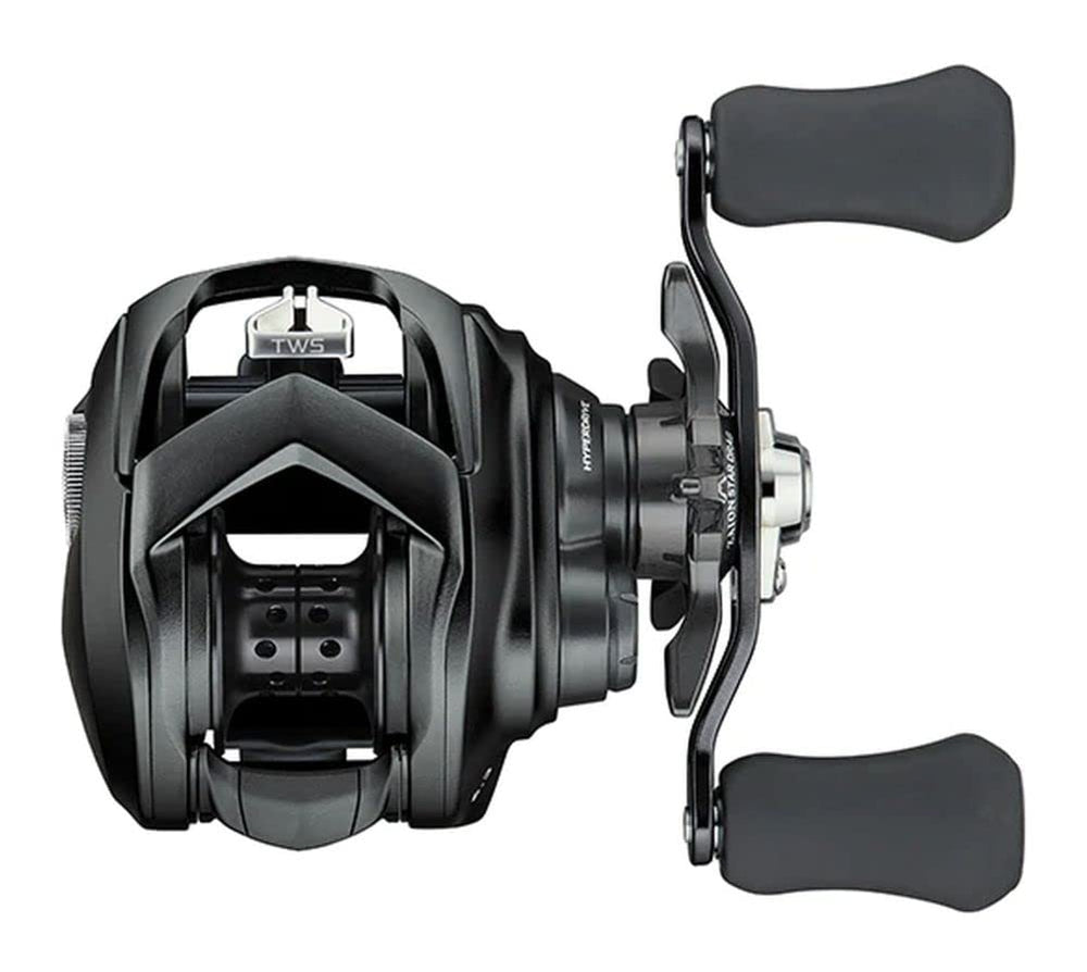 Daiwa TATULA TW80 in action illustrates reliable baitcasting.