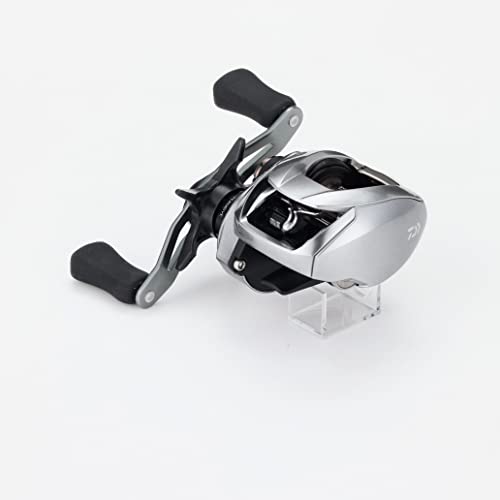Daiwa Zillion SV TW 1000XH compact reel in hand for versatile all day use.
