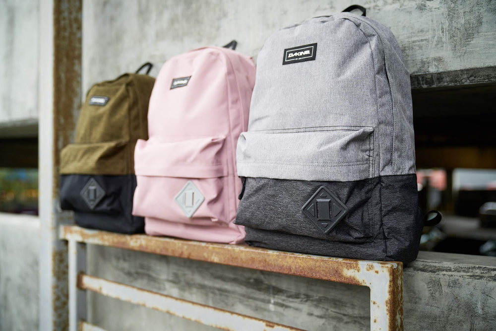 Dakine 365 Pack 21L durable materials ideal for daily use