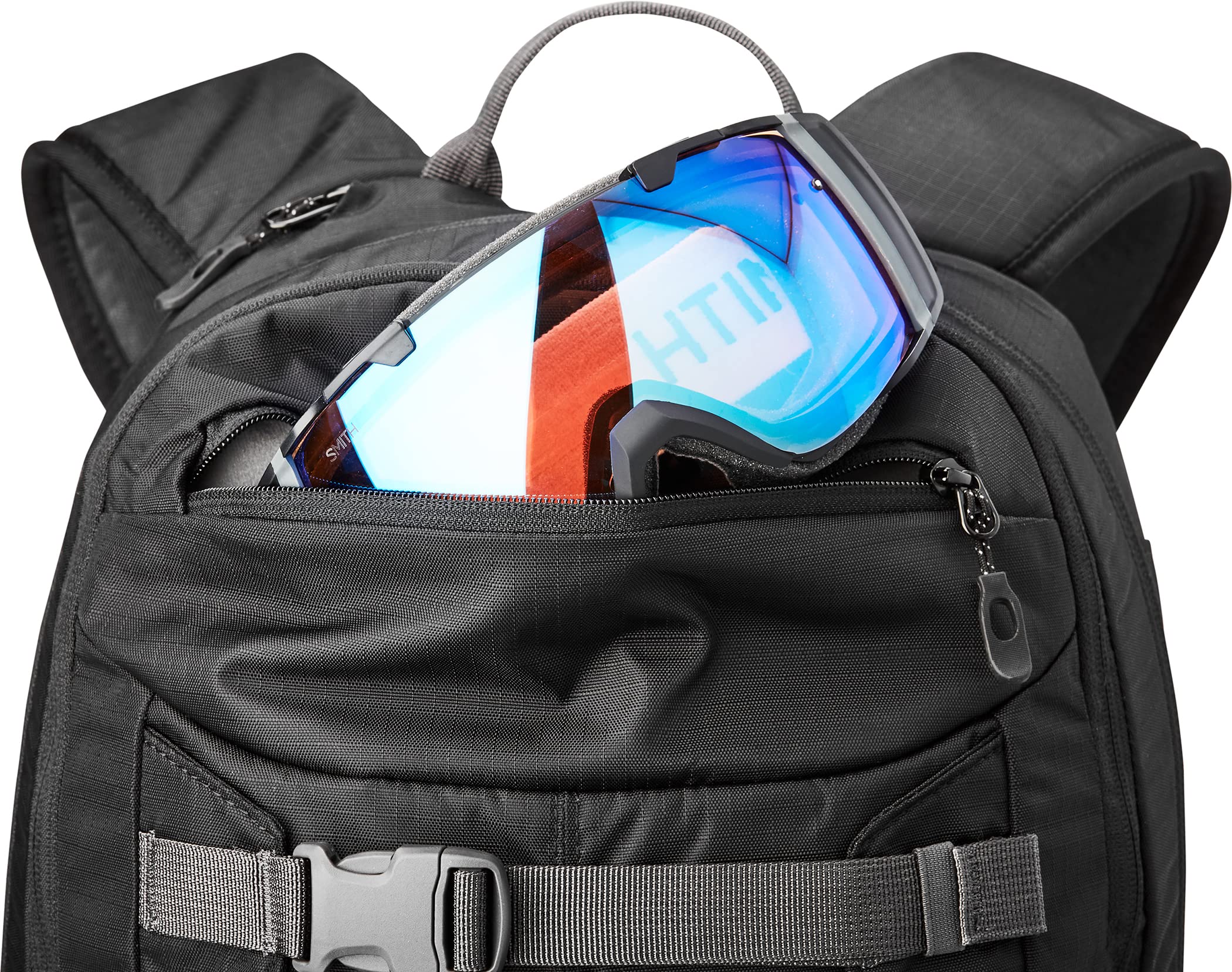 Dakine Mission Pro 25L diagonal-friendly board carry for versatile approaches